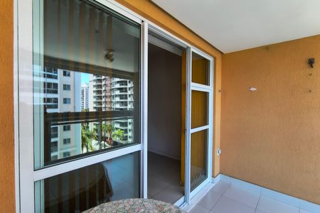 Apartamento à venda com 102m², 3 quartos e 1 vagaVaranda