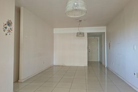 Apartamento à venda com 102m², 3 quartos e 1 vagaSala