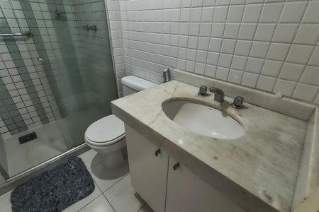 Apartamento à venda com 102m², 3 quartos e 1 vagaBanheiro da Suíte