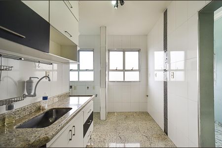 Apartamento à venda com 73m², 3 quartos e 2 vagas Apartamento à venda com 73m², 3 quartos e 2 vagasCozinha