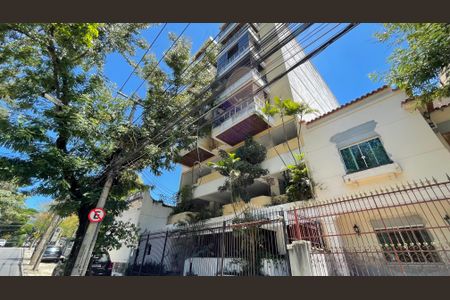 Apartamento para alugar com 170m², 2 quartos e 2 vagas Apartamento para alugar com 170m², 2 quartos e 2 vagasFachada