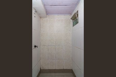 Banheiro de kitnet/studio para alugar com 1 quarto, 35m² em Vila Barragem Santa Lúcia, Belo Horizonte