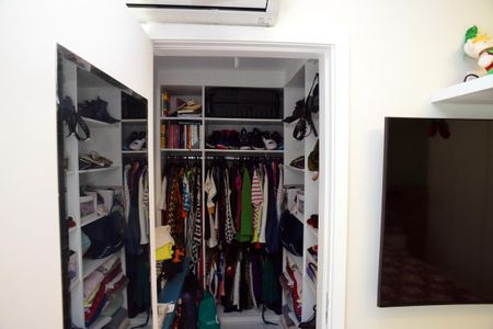 Apartamento à venda com 109m², 2 quartos e 2 vagasCloset da Suíte