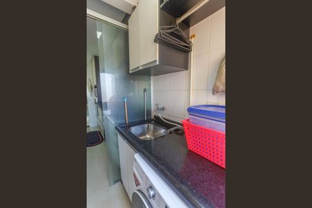 Apartamento à venda com 70m², 3 quartos e 2 vagasÁrea de serviço 