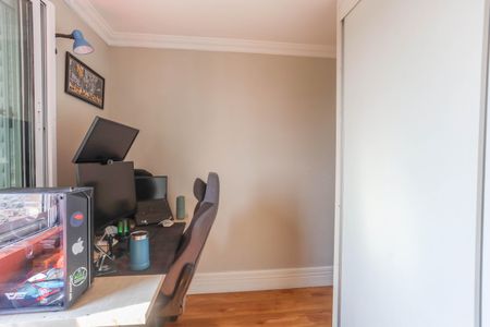 Apartamento à venda com 70m², 3 quartos e 2 vagasQuarto 3 