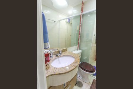 Apartamento à venda com 70m², 3 quartos e 2 vagasBanheiro social 