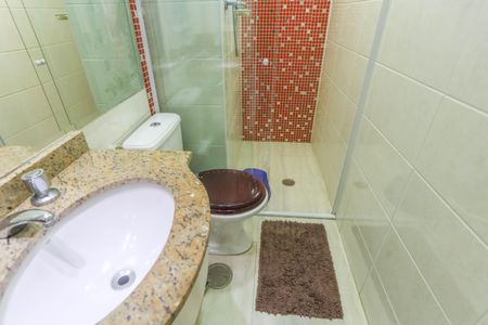 Apartamento à venda com 70m², 3 quartos e 2 vagasBanheiro social 