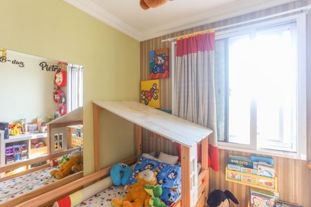 Apartamento à venda com 70m², 3 quartos e 2 vagasQuarto 2