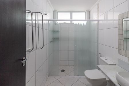 Casa para alugar com 200m², 4 quartos e 3 vagasBanheiro Suíte 1