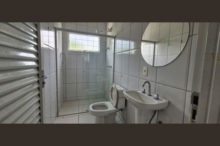 Casa de condomínio à venda com 540m², 5 quartos e 6 vagasBanheiro social 