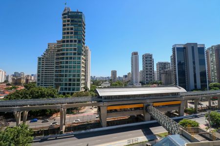 Varanda de kitnet/studio para alugar com 1 quarto, 24m² em Vila Cordeiro, São Paulo