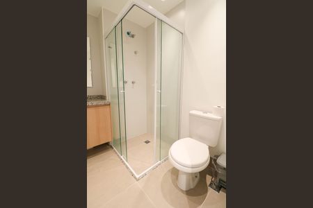 Banheiro de kitnet/studio para alugar com 1 quarto, 24m² em Vila Cordeiro, São Paulo