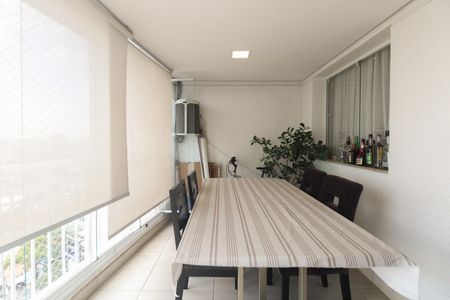 Apartamento à venda com 107m², 3 quartos e 2 vagas Apartamento à venda com 107m², 3 quartos e 2 vagasVaranda Gourmet