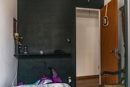 Apartamento à venda com 108m², 4 quartos e 1 vagaQuarto 2