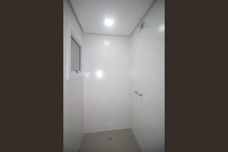 Apartamento à venda com 106m², 2 quartos e 1 vaga Apartamento à venda com 106m², 2 quartos e 1 vagaBanheiro da SuíteBanheiro da Suíte