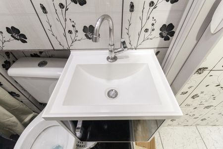 Casa para alugar com 22m², 1 quarto e sem vaga Casa para alugar com 22m², 1 quarto e sem vagaBanheiro