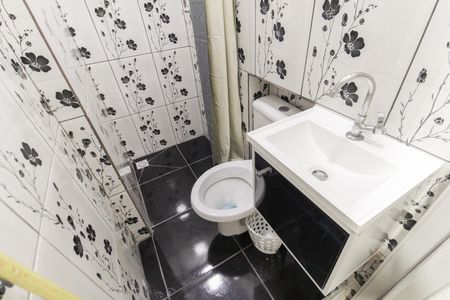 Casa para alugar com 22m², 1 quarto e sem vaga Casa para alugar com 22m², 1 quarto e sem vagaBanheiro