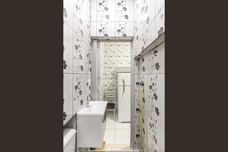 Banheiro de casa para alugar com 1 quarto, 22m² em Vila Siria, São Paulo