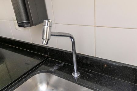 Apartamento à venda com 65m², 2 quartos e 1 vagaCozinha - Torneira