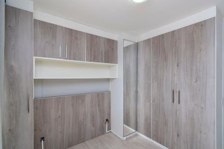 Apartamento à venda com 65m², 2 quartos e 1 vagaSuíte - Armários