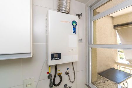 Apartamento à venda com 65m², 2 quartos e 1 vagaÁrea de Serviço - Aquecedor