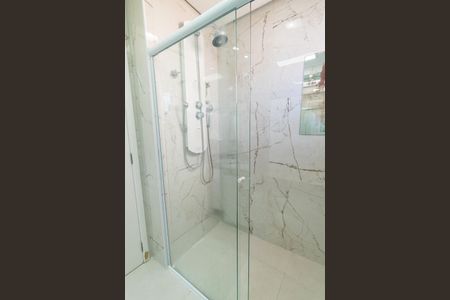 Apartamento à venda com 83m², 3 quartos e 1 vagaBanheiro da Suíte Detalhe