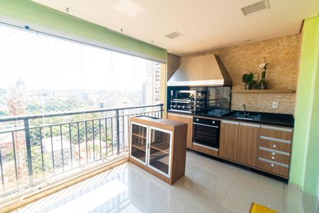 Apartamento à venda com 83m², 3 quartos e 1 vagaSacada da Sala e Quarto 1