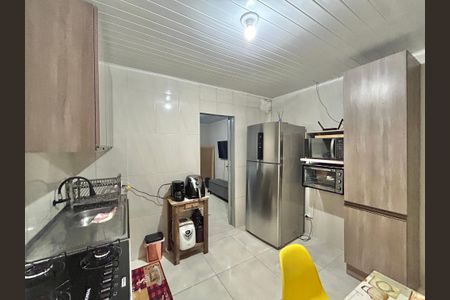 Casa à venda com 60m², 2 quartos e 2 vagasCozinha