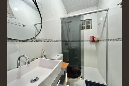 Casa à venda com 60m², 2 quartos e 2 vagasBanheiro