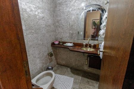 Lavabo de apartamento à venda com 4 quartos, 290m² em Vila Suzana, São Paulo