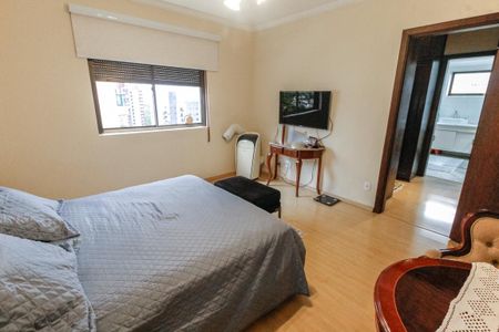 Apartamento à venda com 290m², 4 quartos e 5 vagasSuíte 4