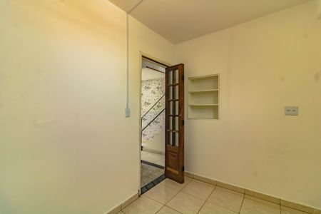 Casa para alugar com 2 quartos, 50m² em Vila Paulista, São Paulo