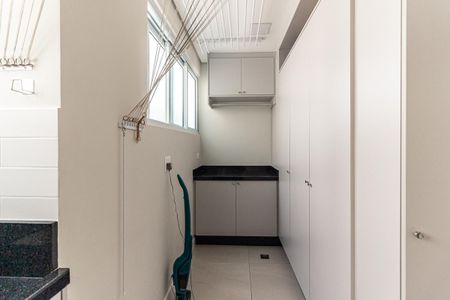 Apartamento à venda com 180m², 3 quartos e 2 vagasÁrea de Serviço