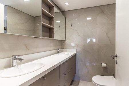 Apartamento à venda com 180m², 3 quartos e 2 vagasBanheiro da Suíte