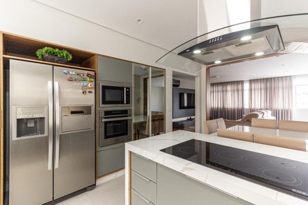 Apartamento à venda com 180m², 3 quartos e 2 vagasCozinha