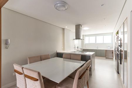 Apartamento à venda com 180m², 3 quartos e 2 vagasCozinha