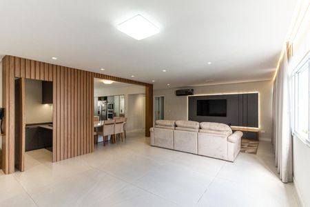 Apartamento à venda com 180m², 3 quartos e 2 vagasSala