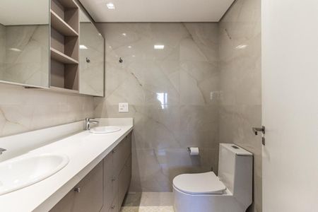 Apartamento à venda com 180m², 3 quartos e 2 vagasBanheiro da Suíte