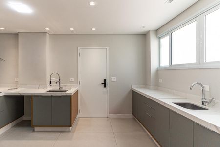 Apartamento à venda com 180m², 3 quartos e 2 vagasCozinha