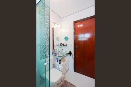 Casa à venda com 160m², 3 quartos e 2 vagasBanheiro social