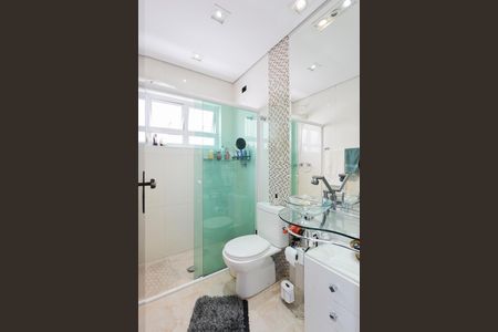 Casa à venda com 160m², 3 quartos e 2 vagasBanheiro da suíte