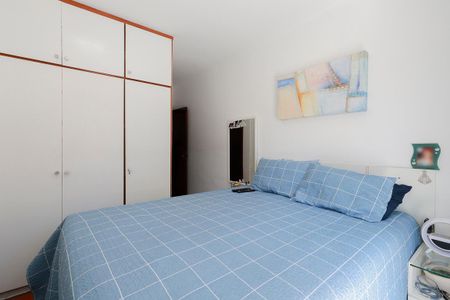 Casa à venda com 160m², 3 quartos e 2 vagasSuíte