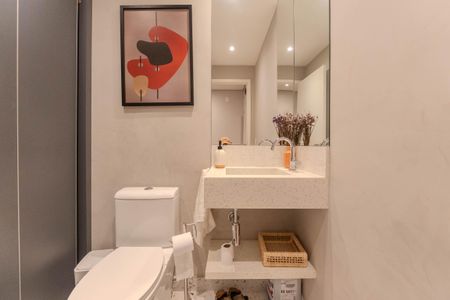 Lavabo de apartamento para alugar com 1 quarto, 61m² em Consolação, São Paulo