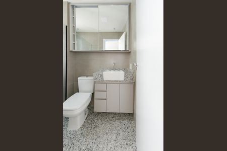 Apartamento para alugar com 140m², 2 quartos e 2 vagas Apartamento para alugar com 140m², 2 quartos e 2 vagasBanheiro suíte 1