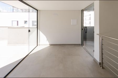 Apartamento para alugar com 140m², 2 quartos e 2 vagas Apartamento para alugar com 140m², 2 quartos e 2 vagasCobertura - Sala 2