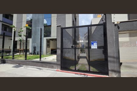 Apartamento para alugar com 140m², 2 quartos e 2 vagas Apartamento para alugar com 140m², 2 quartos e 2 vagasPlaquinha instalada