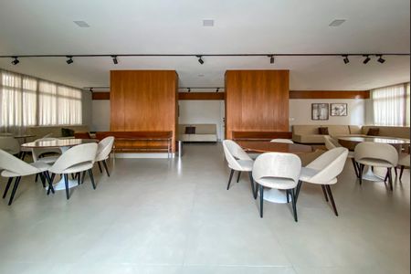 Apartamento à venda com 83m², 2 quartos e 2 vagasÁrea comum - Salão de festas