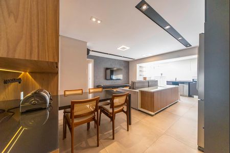 Apartamento à venda com 83m², 2 quartos e 2 vagasCozinha 