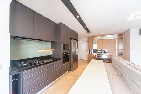 Apartamento à venda com 83m², 2 quartos e 2 vagasCozinha 