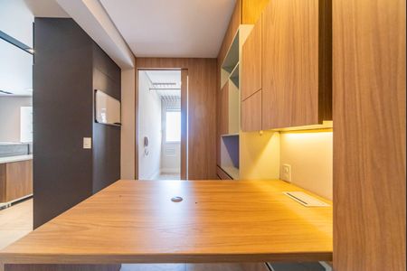 Apartamento à venda com 83m², 2 quartos e 2 vagasEscritório